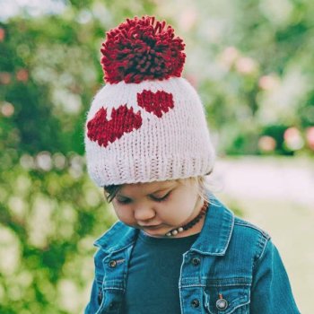 Huggalugs  Sweetheart Pom Pom Hat