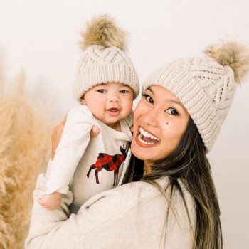 Huggalugs "Mommy & Me" Oatmeal Unisex Pom Pom Hat