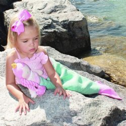 Zubel's Hand-Knit Mermaid Tail Blanket